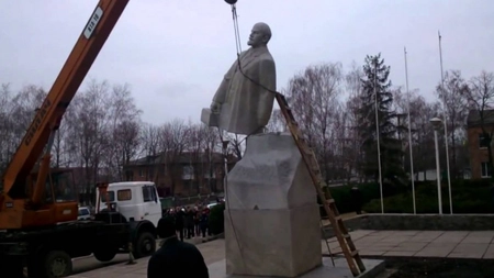 Demontarea monumentelor sovietice continuă în Estonia. Guvernul a alocat 916.405 euro din bugetul statului