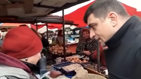 Liderul AUR George Simion, prezent la Iași. Acesta a discutat cu cetățeni nemulțumiți în cea mai mare piață din oraș - VIDEO, FOTO