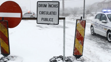Codul galben de ninsoare şi viscol, prelungit până duminică. Vezi care sunt drumurile închise din cauza zăpezii