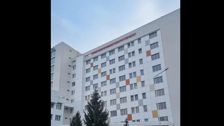 Medicii anunță că adolescentul ce a fost lovit de tren în gara Vatra Dornei are o evoluţie favorabilă