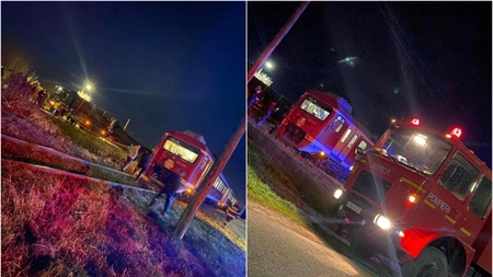 Accident feroviar în Prahova! Un tren cu 50 de pasageri a intrat în coliziune cu un camion