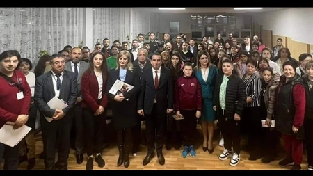 Concursul Național „Istoria și tradițiile rromilor”, desfășurat la Călărași. Județul Iași a fost reprezentat de un elev de la Tg. Frumos