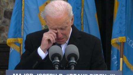 Moment emoționant pentru Joe Biden: lacrimi la întâlnirea cu preotul care i-a fost alături fiului său înainte de a se stinge