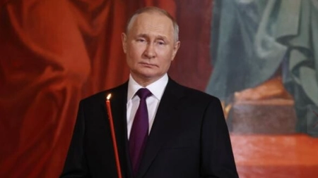 Vladimir Putin a participat la slujba de Înviere oficiată de Patriarhul Kiril