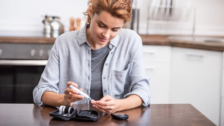 Simptomele diabetului pe sistem nervos. Ce complicații neurologice poate provoca boala?