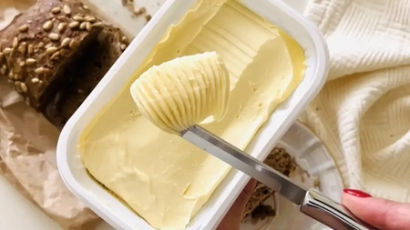 Cum să pregătești acasă un unt vegan? Pentru ce feluri de mâncare poate fi folosit acesta?