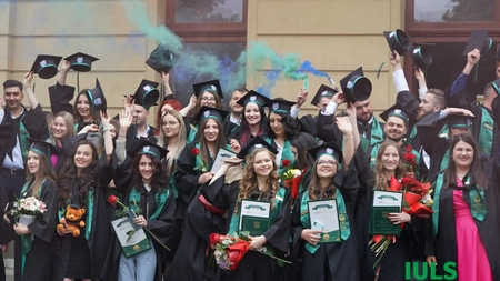 La USV Iași începe perioada cursurilor festive