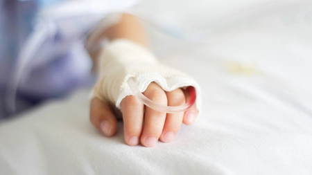 Fetița de 5 ani implicată într-un accident rutier la Vaslui intrată în moarte cerebrală va salva acum viețile altor oameni