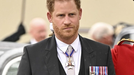 Prinţul Harry, acuzat în instanţă că îşi dorea 'să aibă telefonul interceptat': 