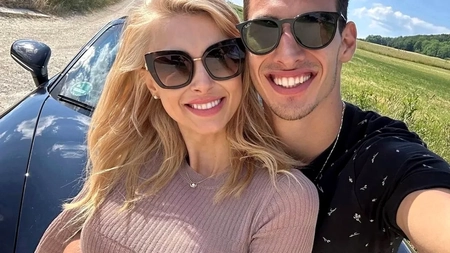 Andreea Bălan, răsfățată de iubit. Cum a surprins-o Victor Cornea pe artistă