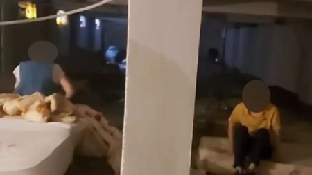 Trei persoane reţinute în cazul azilului groazei din Mureş: preşedintele asociaţiei, administratorul şi un angajat al azilului