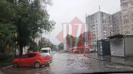 Aşa arată dezastrul produs în doar câteva ore. Ploile au făcut prăpăd în municipiul Iaşi. Atenţionarea hidrologică Cod Galben a fost prelungită până duminică - FOTO/VIDEO, UPDATE