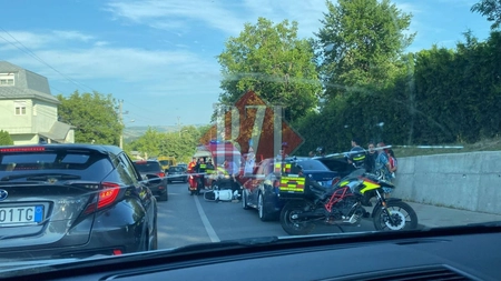 Un scuter și un autoturism, implicate într-un accident produs în municipiul Iași - FOTO/VIDEO