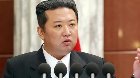 Kim Jong Un a cerut fabricilor de armament din Coreea de Nord să își mărească producția