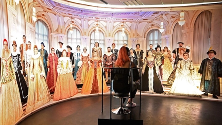 Art Safari Stars Edition se deschide din 29 septembrie! Artă, experiențe multisenzoriale marca Madrigal, povești de noapte ale Bucureștiului și primul design show în colaborare cu V&A, Londra