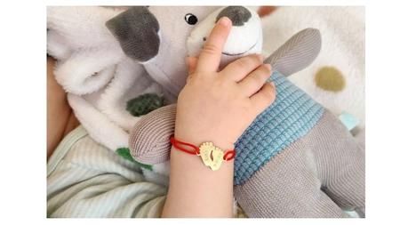 Brățară cu șnur sau cu lănțișor? Care este varianta mai potrivită pentru cei mici?