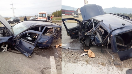 Accident grav pe DN 1! O mașină făcută praf și un bărbat inconștient întins în afara autoturismului