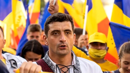 Liderul AUR, George Simion, reacționează după ce a fost acuzat că a agresat un bărbat la festivalul „Micul de Aur”
