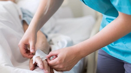 Un infirmier de la Centrul de Recuperare Neuropsihică Călineşti, condamnat la închisoare! A bătut un pacient, fără niciun motiv, până l-a omorât