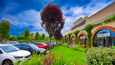 Spectacole de teatru pentru copii, petreceri și carnaval de toamnă, la Family Market Miroslava, în noiembrie