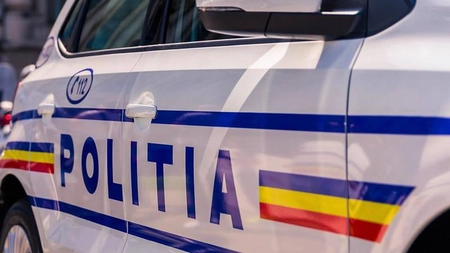 Un proxenet din București urmărit național a fost găsit la Cluj-Napoca. Bărbatul se dădea drept femeie pentru a atrage clienți