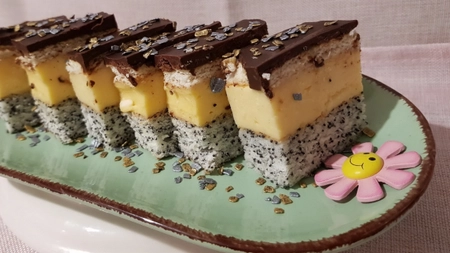 Prăjitură cu mac. Tosca, un desert rafinat de excepție pe gustul celor mai pretențioși