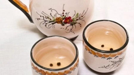 Cercetătorii americani au descoperit noi beneficii ale consumului de țuică de prune