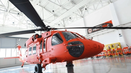 Al cincilea elicopter Sikorsky S-70M Black Hawk destinat intervenţiilor în situaţii de urgenţă a ajuns în România
