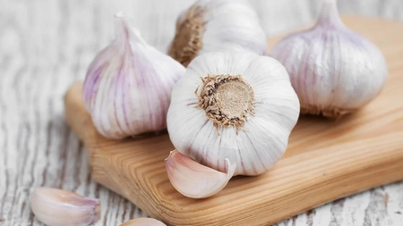 Cât usturoi trebuie consumat zilnic? 5 alimente care te vor ajuta să-ți întărești sistemul imunitar