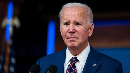 Biden grațiază mii de persoane condamnate pentru „simpla deținere” de marijuana și reduce pedepsele