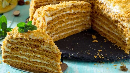 Marlenka, prăjitura care te va cuceri imediat. Rețeta unui adevărat deliciu culinar