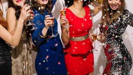 Cele mai frumoase rochii pentru Revelion. Cum să alegi ținuta perfectă pentru noaptea dintre ani