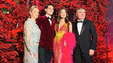 Kira, sora lui Ianis Hagi, a făcut senzație cu o rochie scurtă. Și ea, dar și mama ei au purtat ținute Valentino