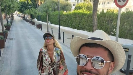 Victor Slav s-a mutat acasă la Selina, iubita lui. „Bat clopote de nuntă!”