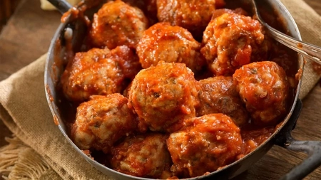 Chiftele din pește în stil sicilian. Cum să amplifici savoarea acestui delicios preparat
