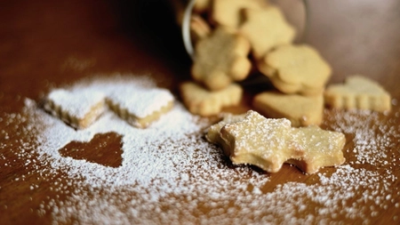 Biscuiți de casă cu unt. Fragezi de se topesc în gură
