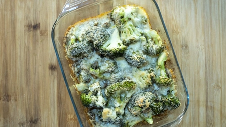 Broccoli gratinat. O rețetă sănătoasă potrivită pentru persoanele aflate la dietă