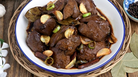 Ficăței cu usturoi, aromatizați cu ghimbir și mirodenii. Un deliciu plin de nutrienți