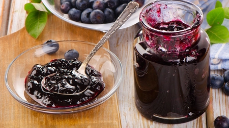 Ce prăjituri poți să faci cu gem de afine. Secrete care te vor ajuta să obții adevărate delicii culinare