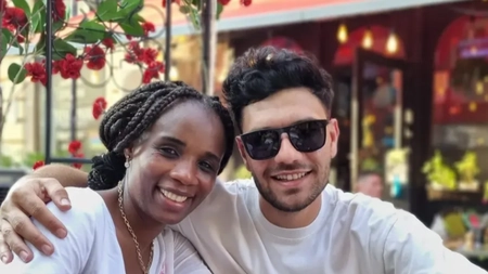 Cine este cântărețul român care va deveni sultan, după ce se va căsători cu o prințesă din Africa