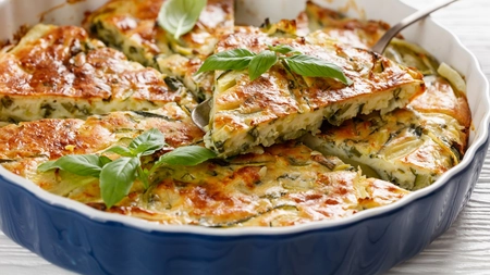 Sufleu de dovlecei cu brânză la cuptor. Secrete culinare pentru un ospăț pe cinste