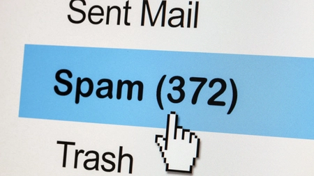 Ce înseamnă SPAM? Email-uri sau SMS-uri ce te pot lăsa fără bani în conturi!