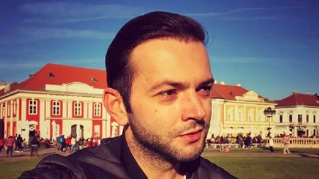 Mihai Morar este încă răsfățat de părinții săi. Imagini inedite cu mama și tatăl omului de radio