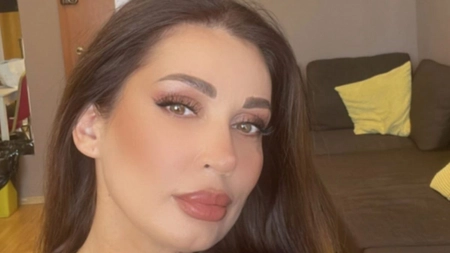 Nicoleta Luciu, surprinsă cu fața extrem de umflată! Vedeta și-a făcut o nouă intervenție estetică