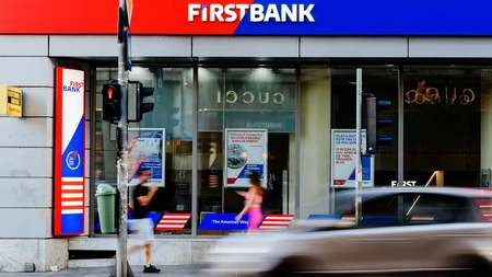 First Bank a fost achiziționată de Intensa Sanpaolo Bank