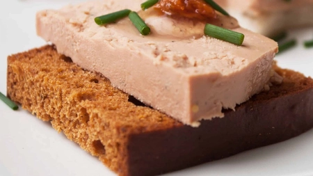 Foie-gras: ce este și cum se gătește