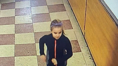 Alertă la Iași! O fetiță de 10 ani a dispărut fără urmă! Dacă o vedeți sunați imediat la 112 - FOTO, UPDATE: Fetița a fost găsită