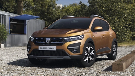 Sandero Stepway ar putea fi transformat de Dacia într-un model de sine stătător