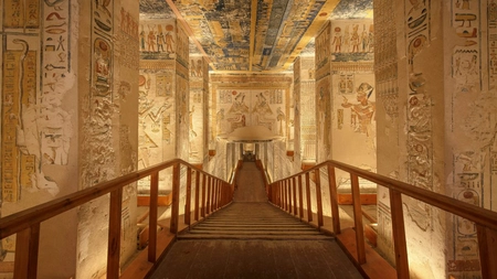 Atracții turistice în Luxor, Egipt. Valea regilor, temple și alte monumente fascinante
