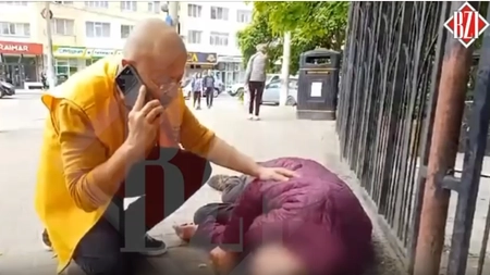 Imagini cu puternic impact emoţional! Tudor Ciuhodaru, candidatul AUR la Primăria Iaşi a oferit primul ajutor unui bărbat căzut în stradă - VIDEO, EXCLUSIV, UPDATE